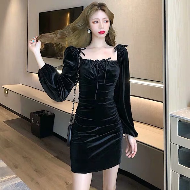 Đầm Nhung Cổ Vuông Cực Tone Dáng | BigBuy360 - bigbuy360.vn