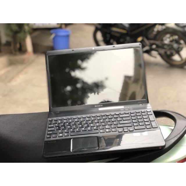 [Giá Cực Sốc]Laptop Sony Vaio VPCEB / Core i5 520M / 4G / 320G / 15,6 inch 95