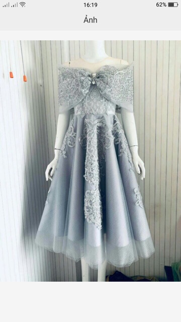 ĐẦM XOÈ TRỄ VAI ĐINHS HOA ĐÁ