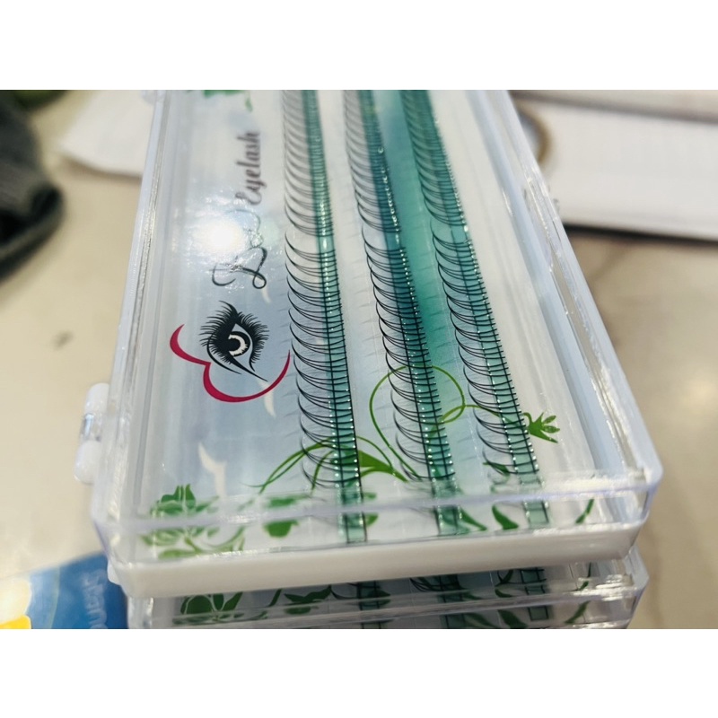 Mi nối chữ A, mi mắt ướt