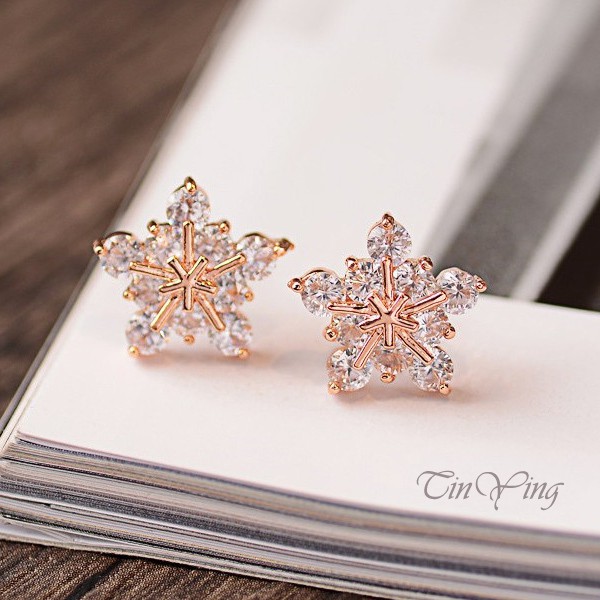 GETNOIVAS 1 đôi khuyên tai hình bông tuyết đính đá pha lê thời trang dành cho nữ