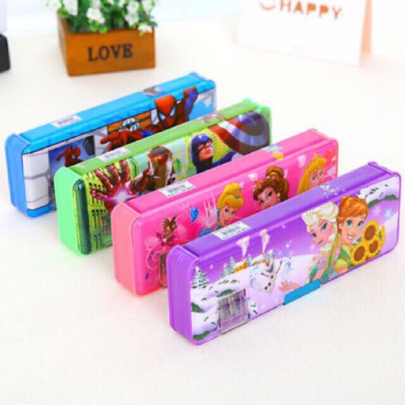 Hộp bút nhựa nam châm 2 mặt cho bé gái