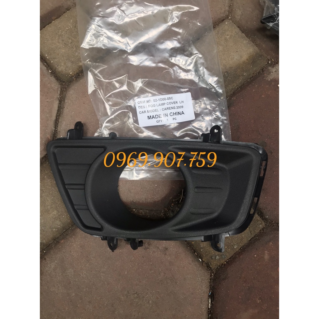 Ốp đèn gầm xe Kia Carens dùng chung tất cả các đời xe