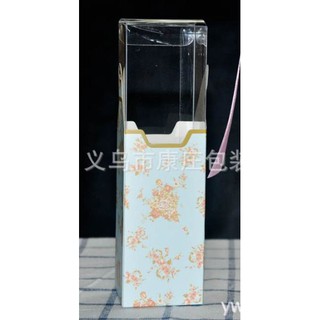 Hộp mica bọc giấy hoa xanh