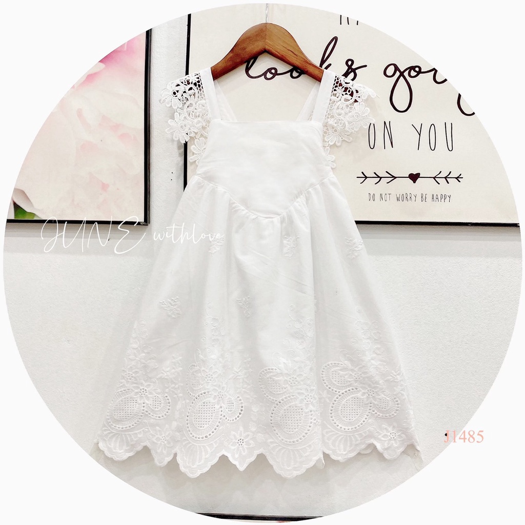 VÁY JUNE TRẮNG THIẾT KẾ