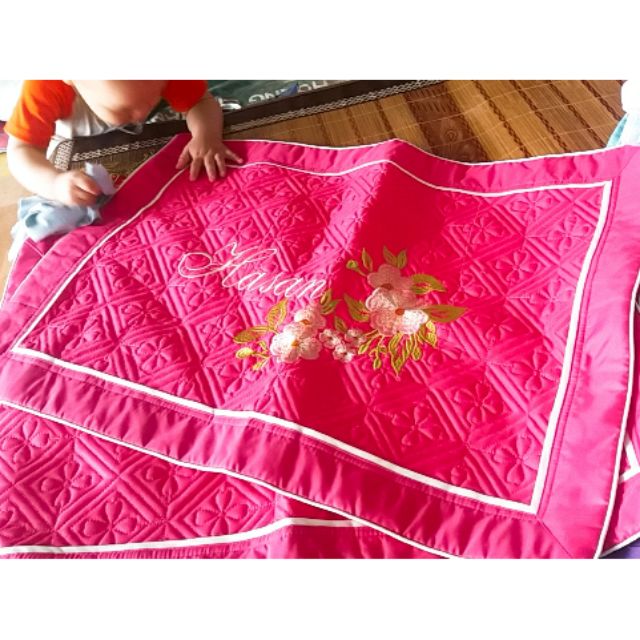 Đôi vỏ gối hàng hãng trần bông mặt trước mềm êm có thêu hoa