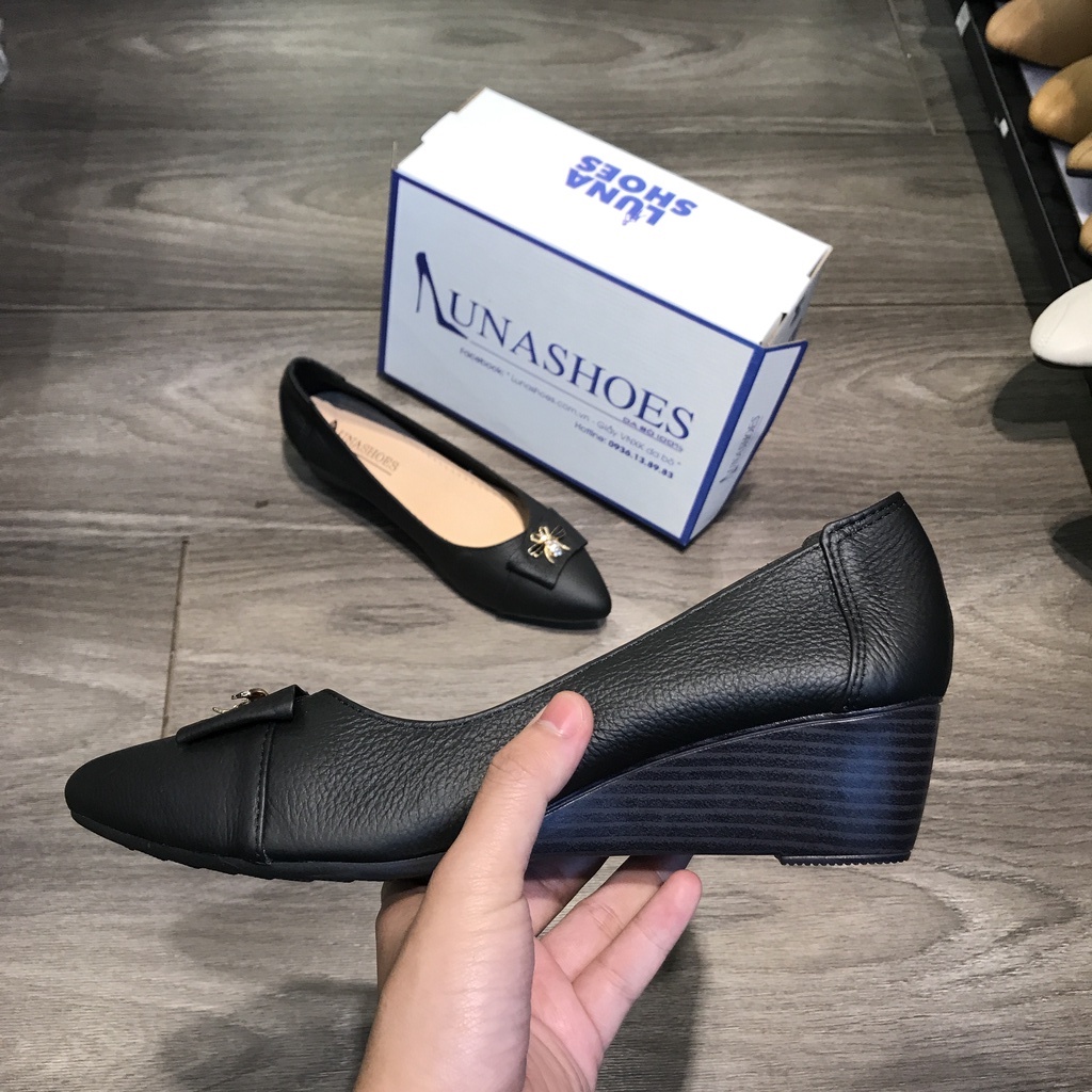 Giày đế xuồng nữ da bò êm chân Lunashoes 25803 hàng vnxk bảo hành 2 năm mũi nhọn da thật có nơ con ong hàng hiệu cao cấp