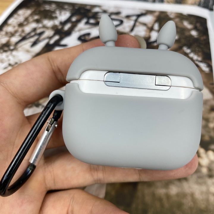 Case Airpods 1/2/3/Pro/Pro2 Totoro Chinchilla, Vỏ ốp Airpods 1/2/3/Pro Hoạt Hình Cute - Mã TZAP391