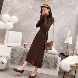 Đầm len form dáng dài có pha nhung