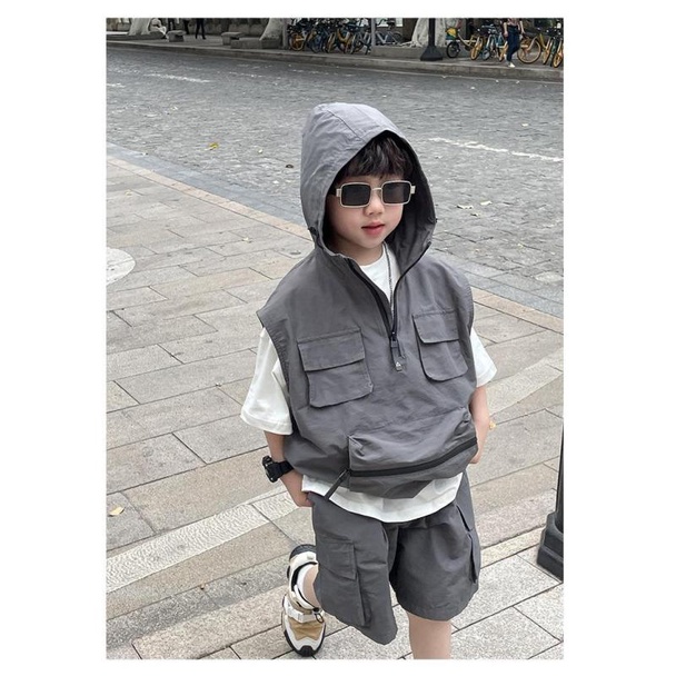 Set Áo Thun Ngắn Tay Có Mũ + Quần Yếm Thời Trang Cho Bé Trai