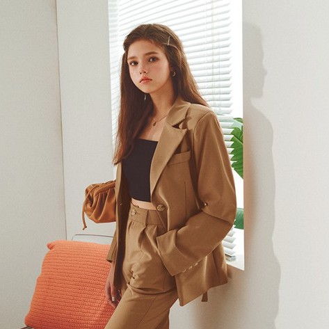 [Mã FAMALLT5 giảm 15% đơn 150k] Áo khoác blazer độn vai thanh lịch nữ Air Space 2031826006