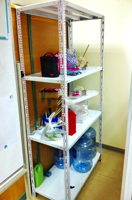 Kệ sắt v lỗ màu trắng, xám ghi Dài 120cm, Sâu 30cm gồm 2 tầng, 3 tầng, 4 tầng, 5 tầng cao 60,80,100,120,150cm đa năng