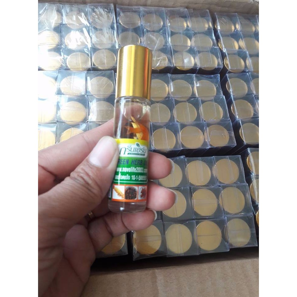 [HOT] [HOT] Bộ 12 chai Dầu gió thảo dược Thái nhân sâm Green Herb oil Thailand 8ml ♥ [MUA NGAY]