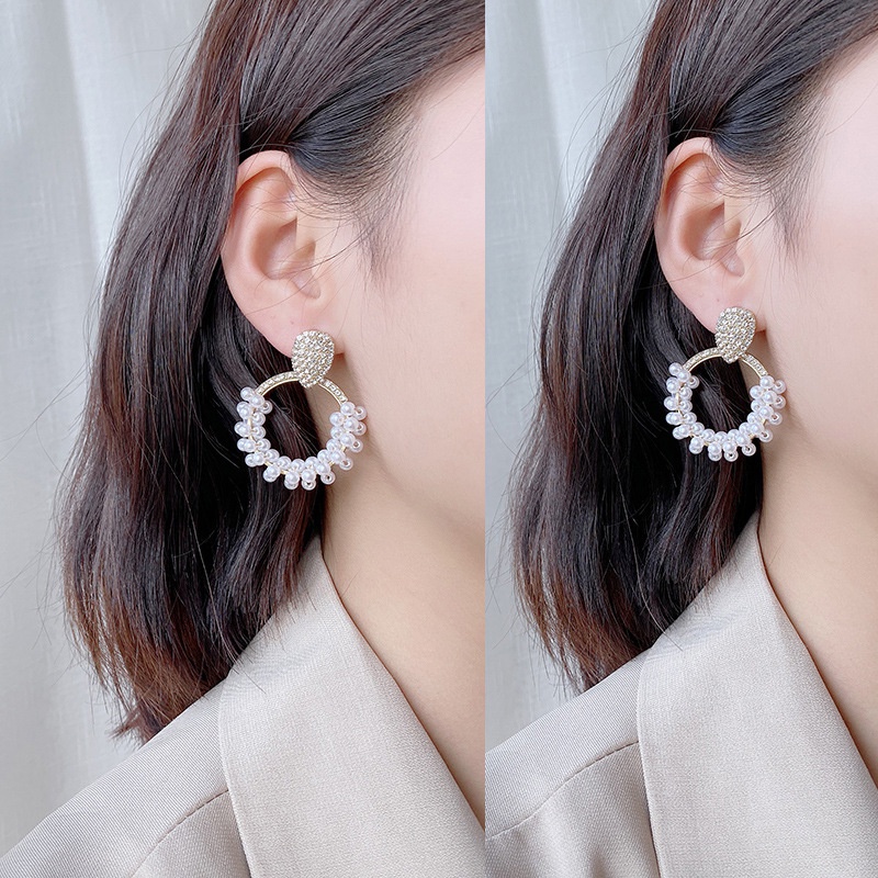 Bông Tai Hình Tròn Đính Ngọc Trai Giả Phong Cách Hàn Quốc Sang Trọng Thời Trang