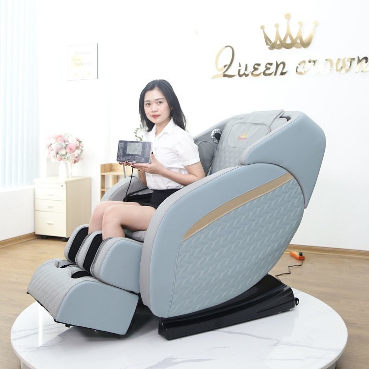 Ghế massage dẫn đầu xu thế công nghệ tương lai - Queen Crown QC 8Plus