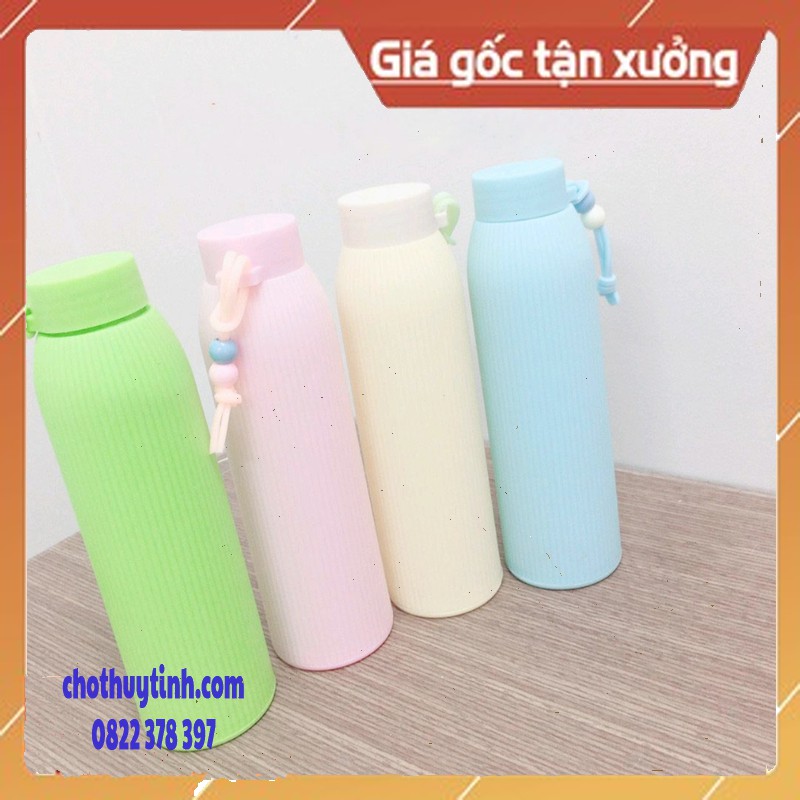 Bình nước thủy tinh GIỮ NHIỆT 420ml CÓ VỎ BỌC NHỰA