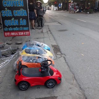 Xe ô tô audi chòi chân cho bé