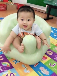 Ghế hơi tập ngồi cho bé