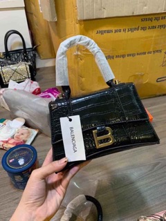 Túi đeo chéo da rắn