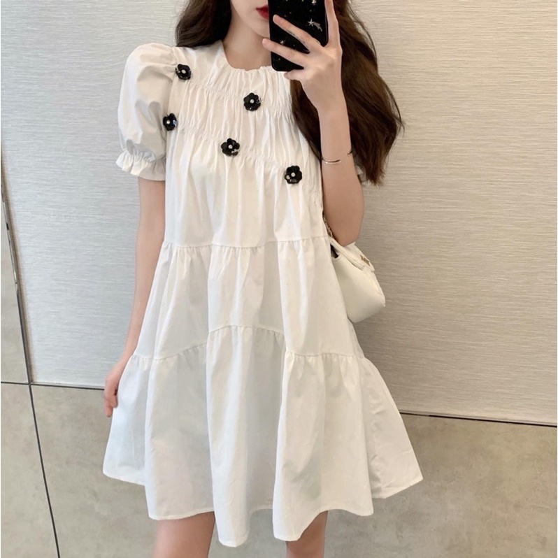 Váy Babydoll trắng Đính hoa đen ulzzang style (hàng Quảng Châu Loại 1) Đầm babydoll form rộng