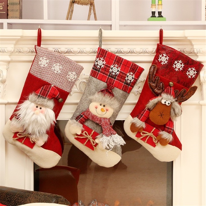 Túi Đựng Kẹo Hình Tất Giáng Sinh Nhiều Kiểu Dáng Trang Trí Cây Thông Noel Cho Trẻ Em