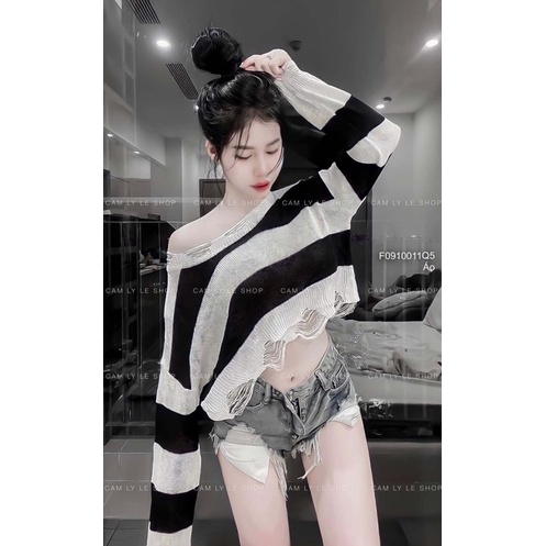 Áo len rách croptop kẻ sọc phối màu đen trắng tay dài hàng QC ! TMTHouse