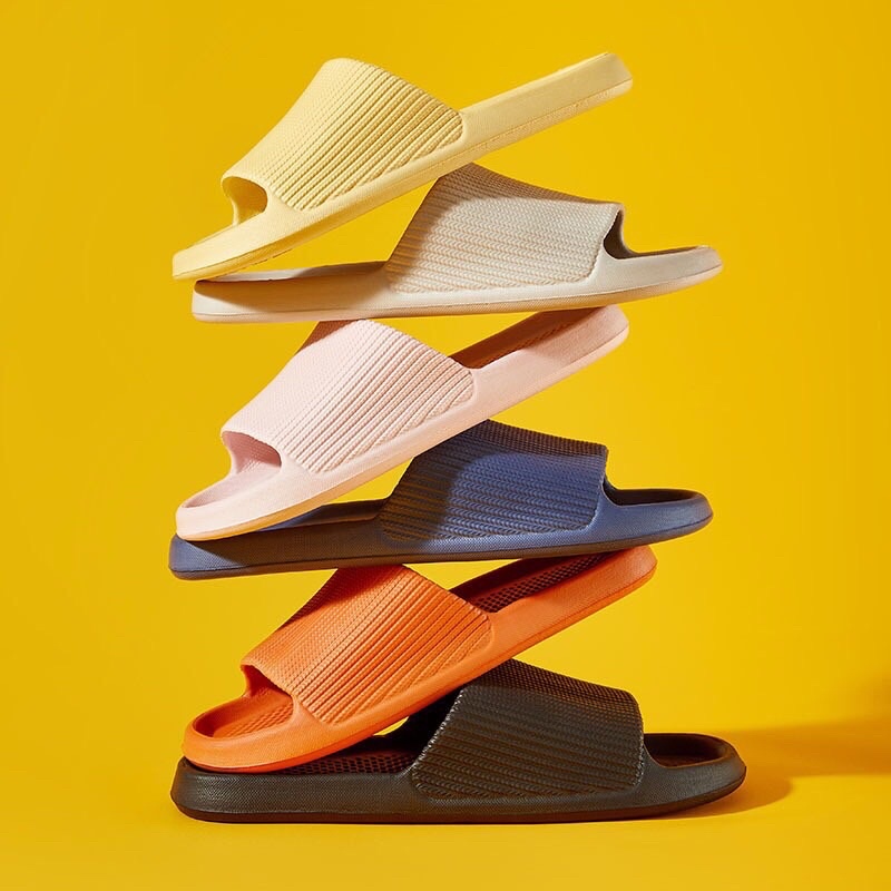 Dép đi trong nhà, nhà tắm, văn phòng Simple Fashion có lỗ thoát nước ở đế dép chất liệu cao su chống trơn trượt mã DNA2