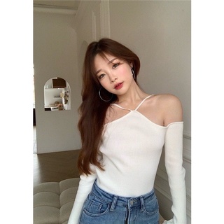 Áo croptop trễ vai dây chéo cổ