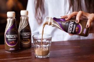 1 thùng Cafe chai nescafe smoovlatte 