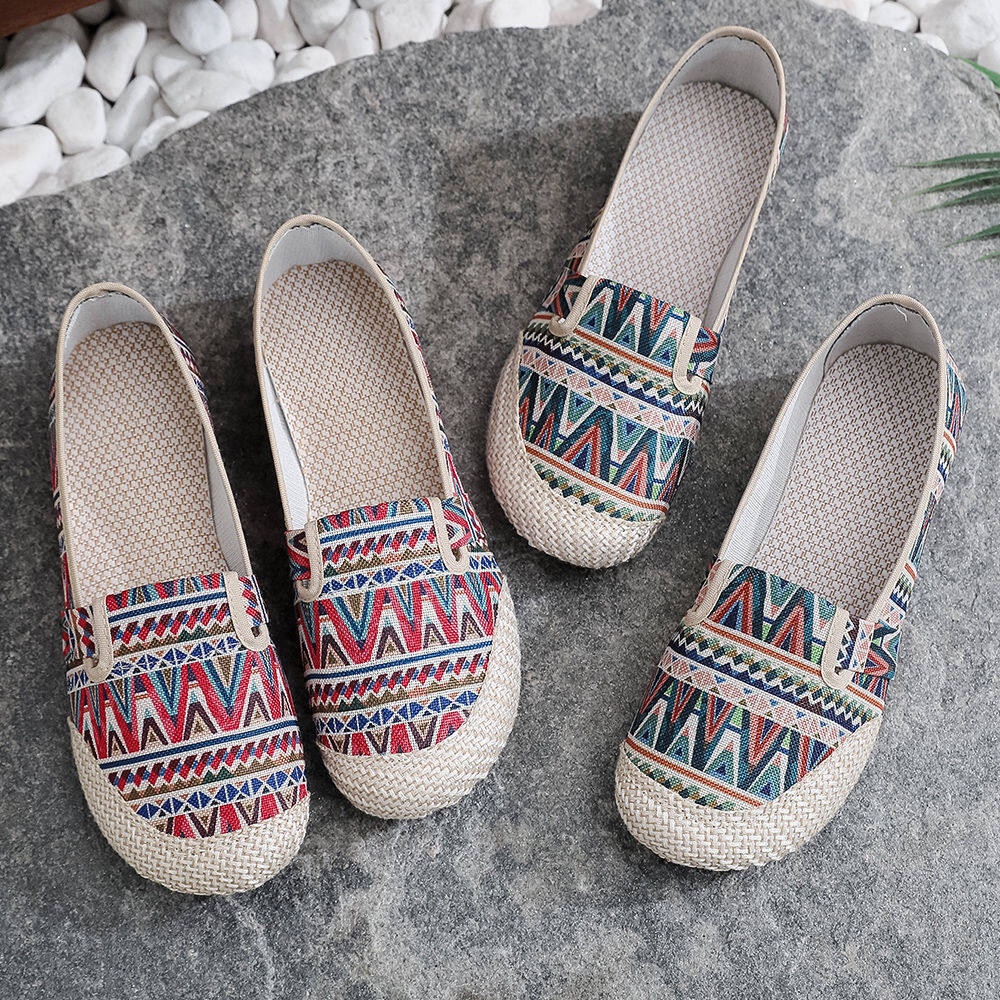 Giày Lưới Thiết Kế Mới Thoáng Khí Năng Động Thời Trang Mùa Hè Dành Cho Nữ