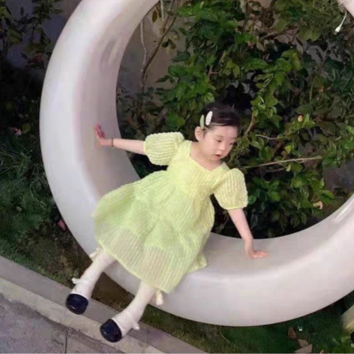 Váy cho bé gái đũi xốp nơ lưng tay bồng 8-20kg