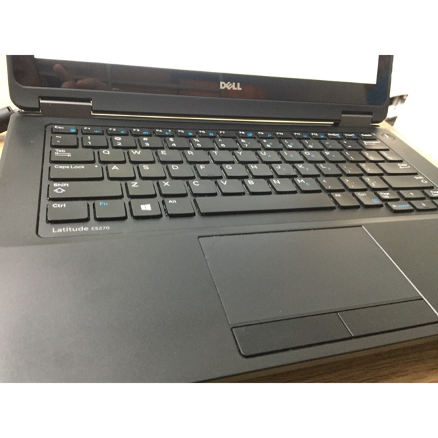 Dell Utrabook E5270 - i5 genk6 / màn cảm ứng Full HD / like new