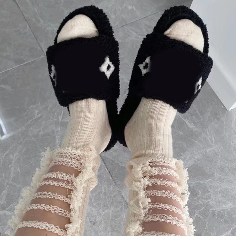 Xiangbao Vớ Trượt Băng Dệt Kim Màu Trơn Rách Lỗ Shabby Harajuku Mùa Hè Cho Nữ