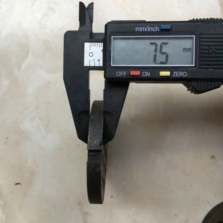 Phụ kiện máy xay thịt, mặt lưới máy xay thịt đùn - xàng 6- 8