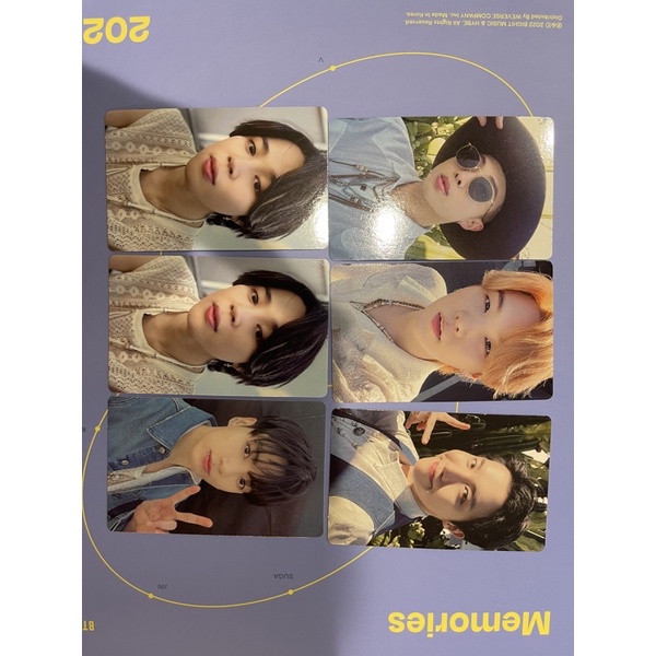 Photocard trong bộ DVD Memories 2020 -2021