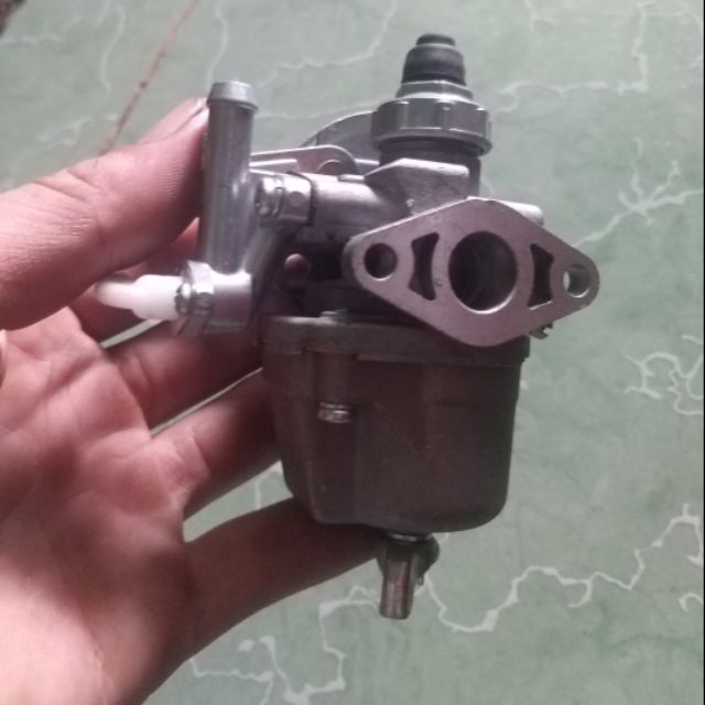 BÌNH XĂNG CON  MÁY PHÁT CỎ ROBIN411 VÀ XE CÀO CÀO 50CC