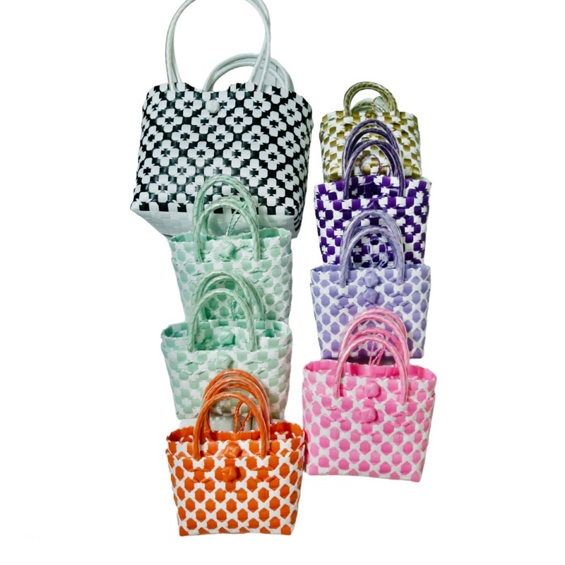 MINI BAG Giỏ nhựa đan tay Chaan họa tiết hoa mai xinh xắn thích hợp cho bé