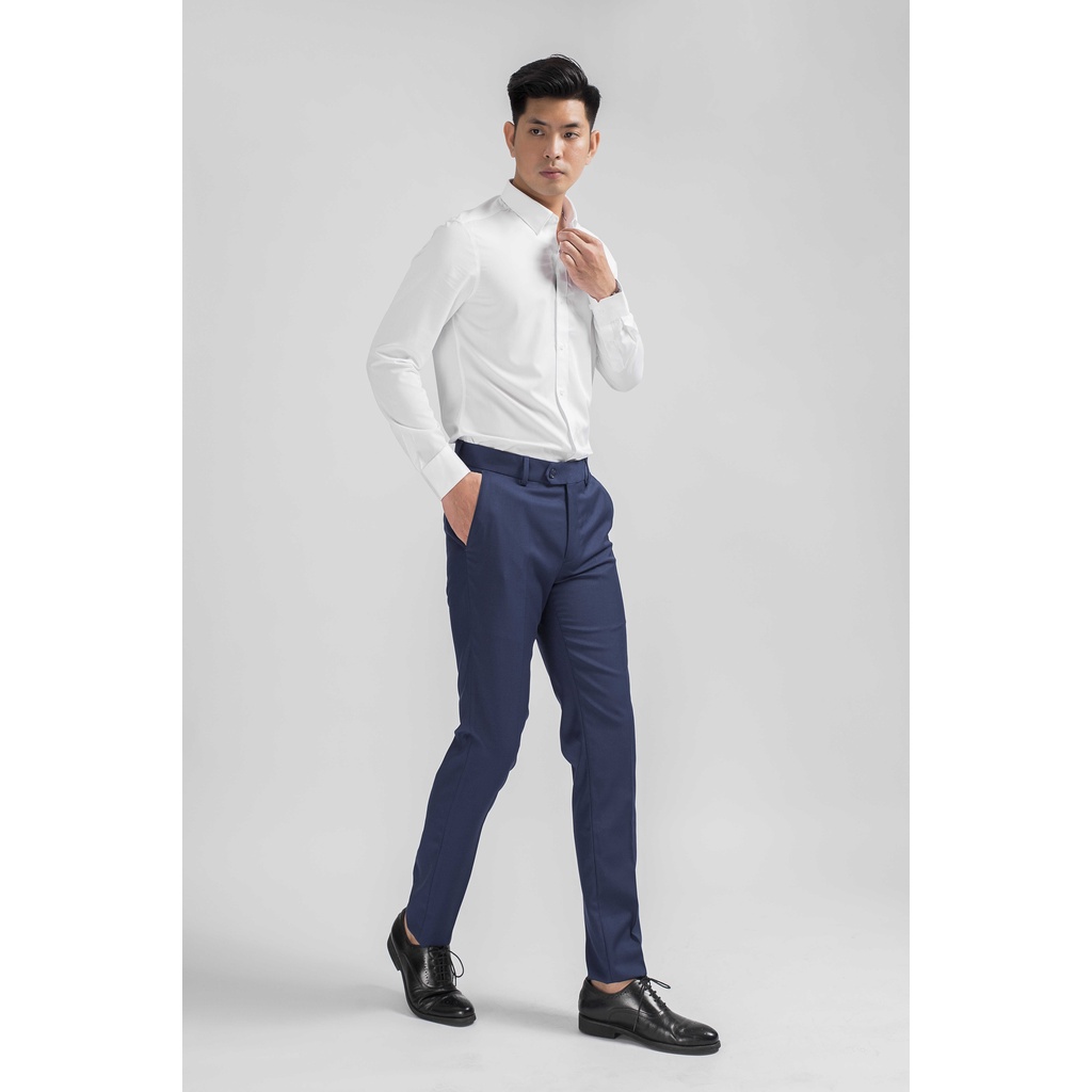 Áo sơ mi nam dài tay Aristino màu trắng dáng slim fit vừa vặn, phù hợp mặc nhiều dịp- ALSR12