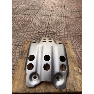 Ốp gầm xe máy cào cào