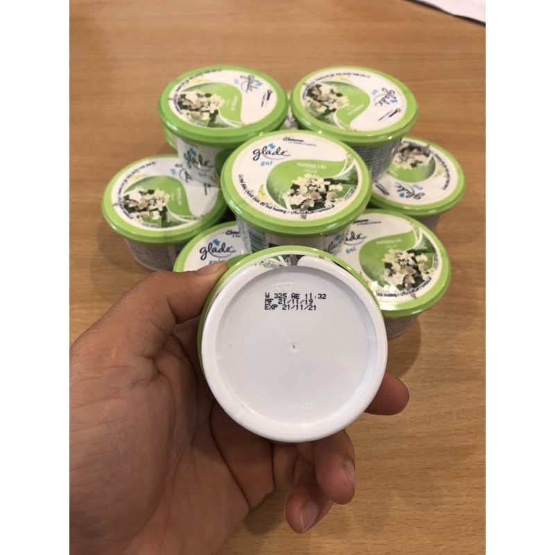 Sáp Thơm mini GLADE THÁI LAN 70g ( lài - cỏ hoa - hương chanh ).