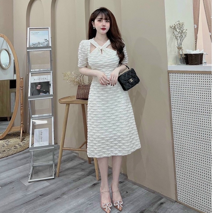 Váy khoét ngực cộc tay - Hàng loại 1