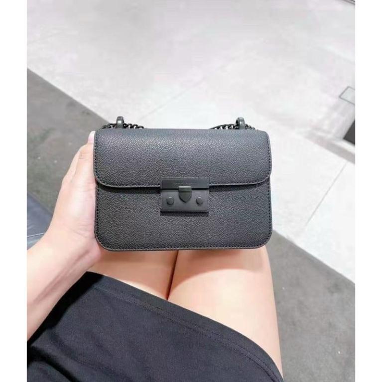 Túi full đen đinh sườn size 18 hàng cao cấp