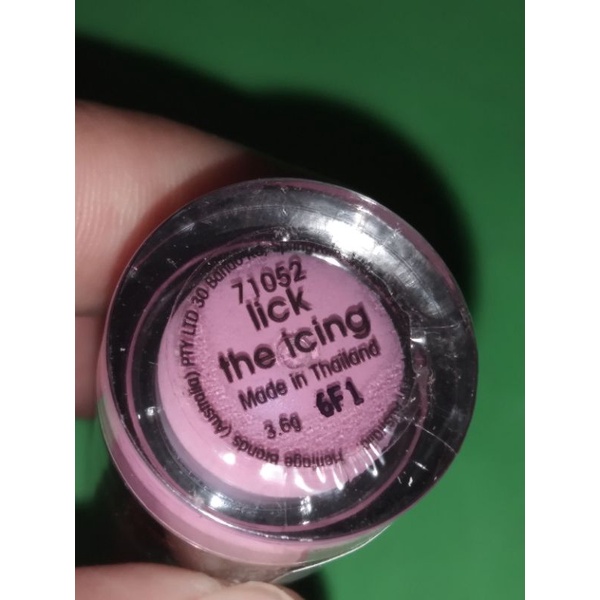 Thanh lý SON XỊN CÁC LOẠI:  HOLIKA/ w.lab Velvet 3g /City Color Be Matte