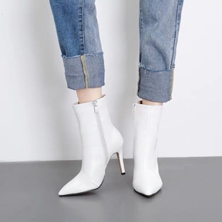 Boot lửng đế 9 phân ( ảnh thật shop chụp vội ở dưới)