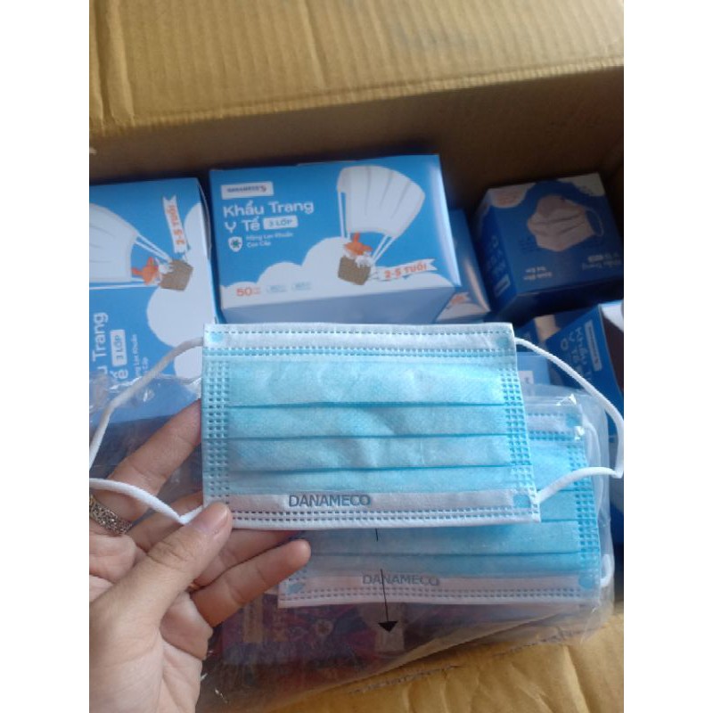 Khẩu trang y tế trẻ em Danameco từ 2 đến 5 tuổi. 1 hộp 50 cái màng lọc cao cấp