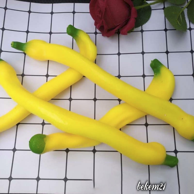 Đồ Chơi Squishy Gudetama Hình Quả Chuối Cát Kéo Dài siêu đàn hồi ngộ nghĩnh giải tỏa căng thẳng mochi slime