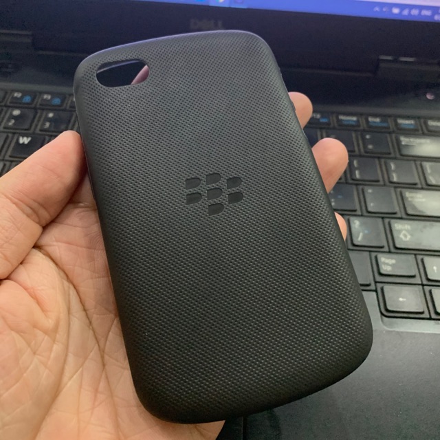 Ốp lưng zin chính hãng điện thoại BlackBerry Q10 màu đen