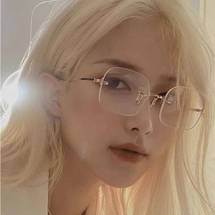 Mắt Kính Chống Bức Xạ/ Cận Thị Thay Thế Tiện Dụng Cho Nam/ Nữ