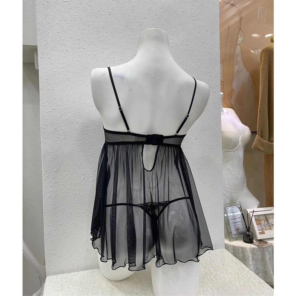 Váy ngủ hai dây sexy cao cấp xẻ đùi tặng kèm chip - Hàng QCCC - SP106