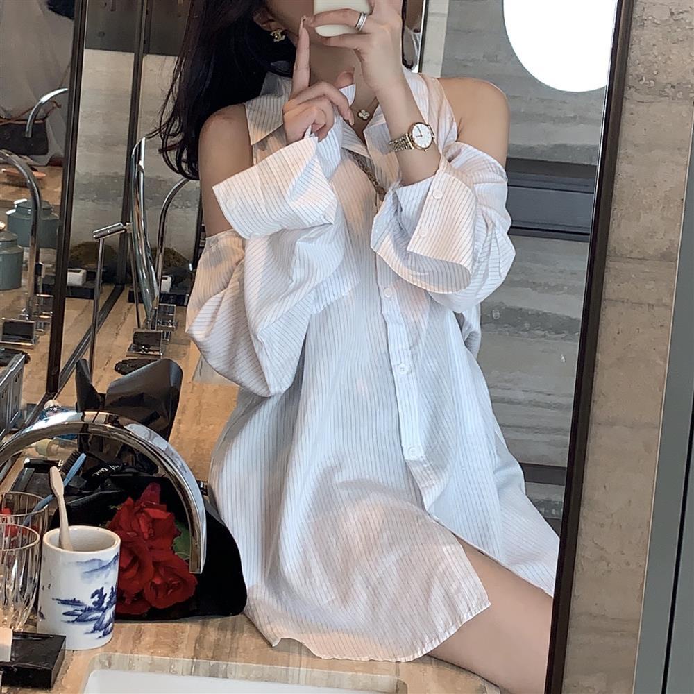 Áo sơ mi dài tay hở vai họa tiết kẻ sọc phong cách mùa hè trẻ trung dành cho nữ